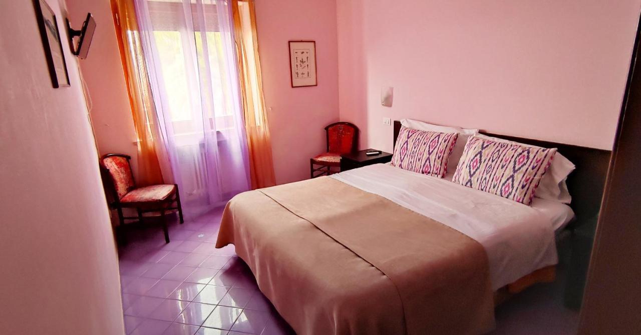 Hotel Desiree Sorrento Luaran gambar