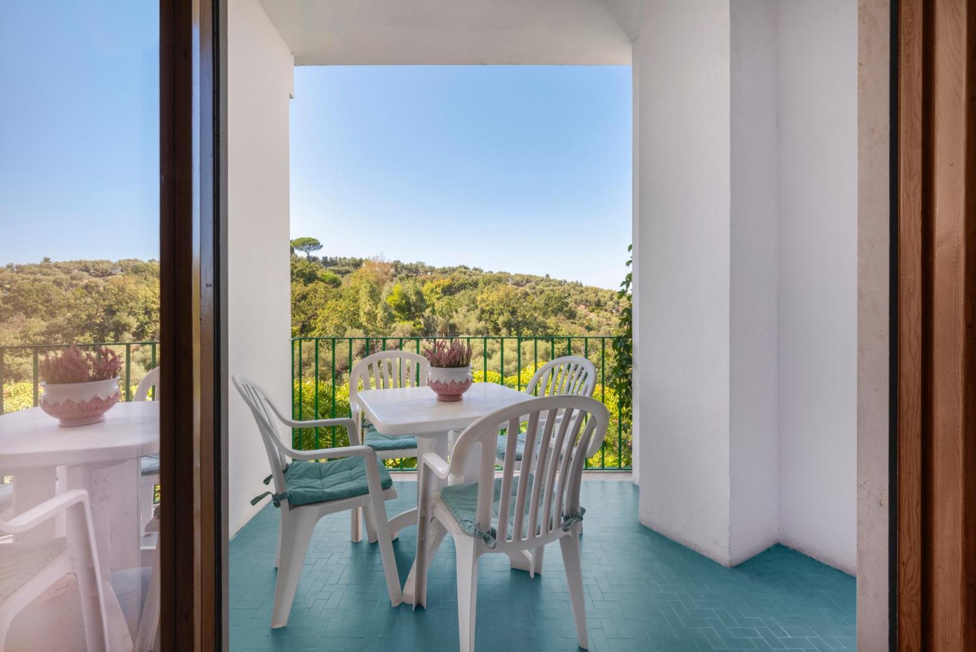 Hotel Desiree Sorrento Luaran gambar